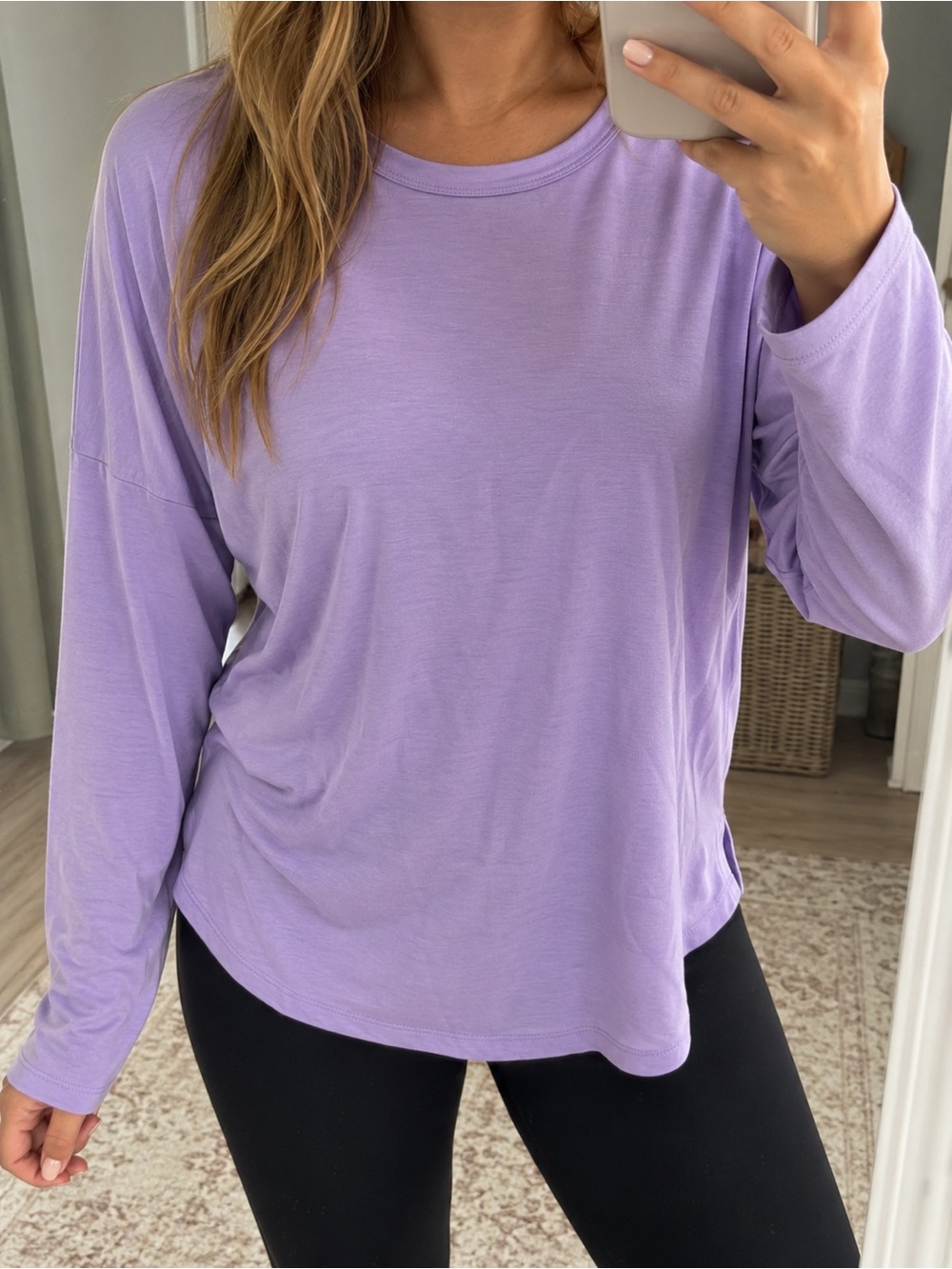 All in Motion Lavender Open Back Long Sleeve Activewear Top Size M